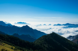 神农架在哪里(神农架在哪里？神秘的自然生态旅游胜地)